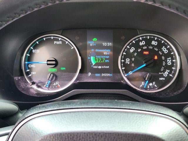2022 Toyota RAV4 SE