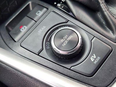 2022 Toyota RAV4 SE