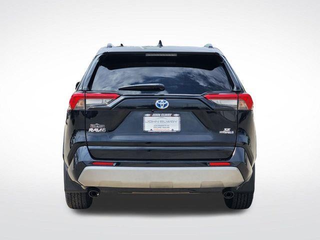 2022 Toyota RAV4 SE