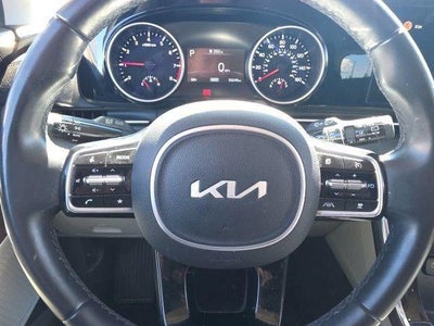 2022 Kia Carnival EX