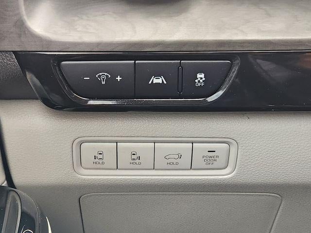 2022 Kia Carnival EX