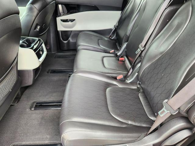 2022 Kia Carnival EX