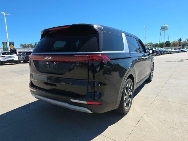 2022 Kia Carnival EX
