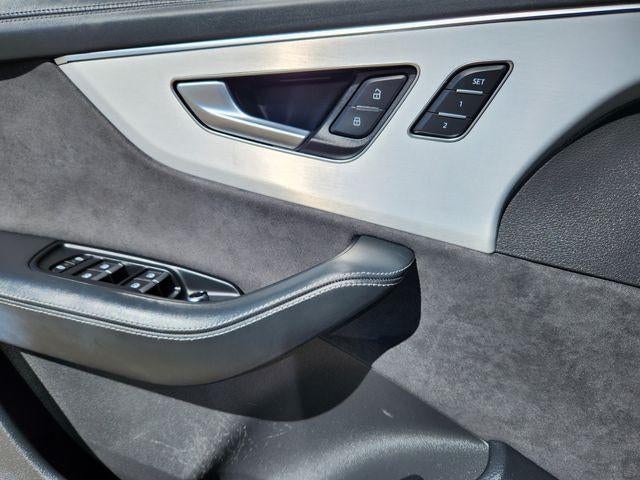 2024 Audi Q7 55 Prestige