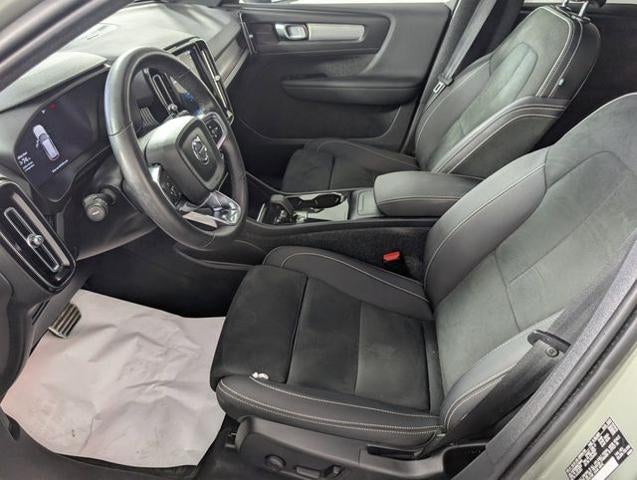 2022 Volvo XC40 Recharge Pure Electric P8 Ultimate