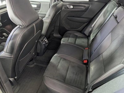 2022 Volvo XC40 Recharge Pure Electric P8 Ultimate