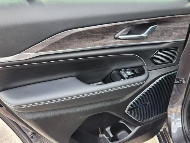 2022 Jeep Grand Cherokee 4xe Overland