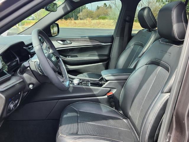 2022 Jeep Grand Cherokee 4xe Overland