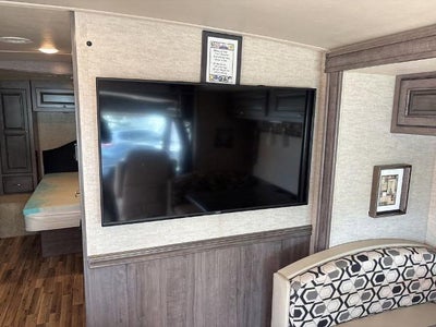 2017 Ford F-53 Motorhome Stripped Chassis Vista