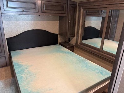 2017 Ford F-53 Motorhome Stripped Chassis Vista