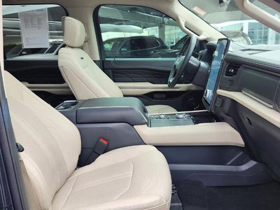 2024 Ford Expedition Max Platinum