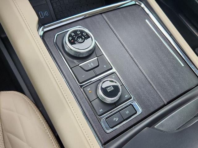 2024 Ford Expedition Max Platinum