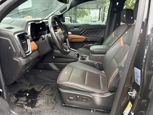 2023 GMC Canyon 4WD AT4