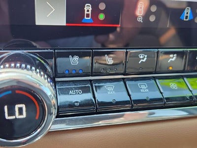 2023 GMC Canyon 4WD AT4