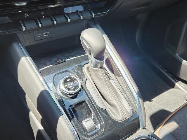 2023 GMC Canyon 4WD AT4
