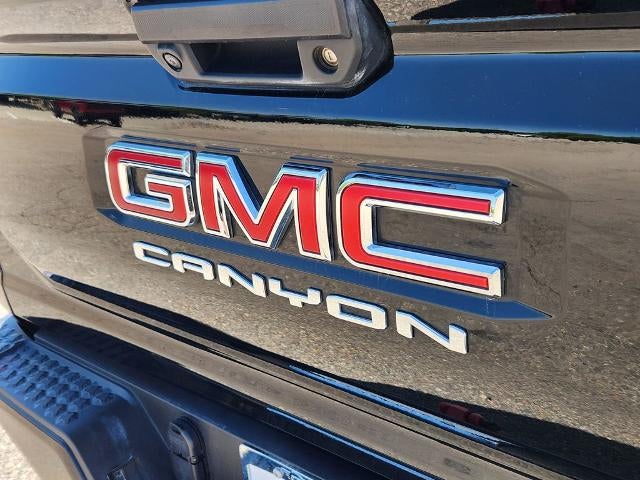 2023 GMC Canyon 4WD AT4