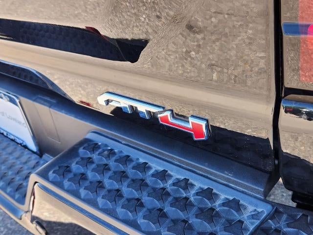 2023 GMC Canyon 4WD AT4