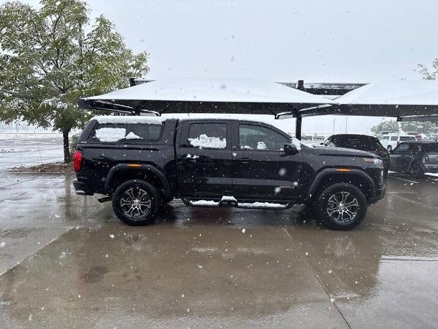2023 GMC Canyon 4WD AT4