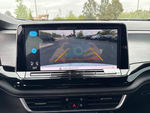 2024 Volkswagen Atlas Cross Sport 2.0T SE