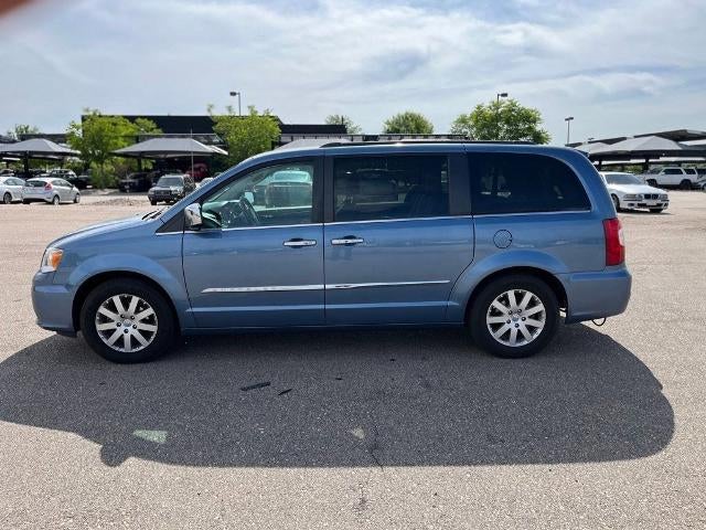 2011 Chrysler Town & Country Touring-L
