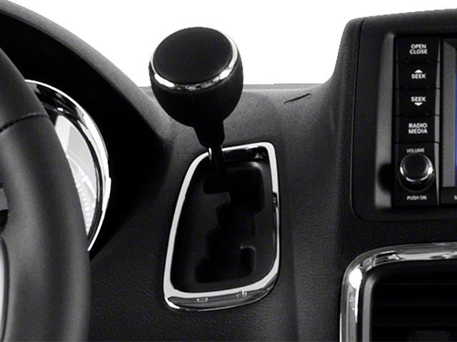 2011 Chrysler Town & Country Touring-L