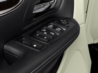 2011 Chrysler Town & Country Touring-L