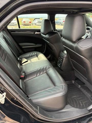 2023 Chrysler 300 300C