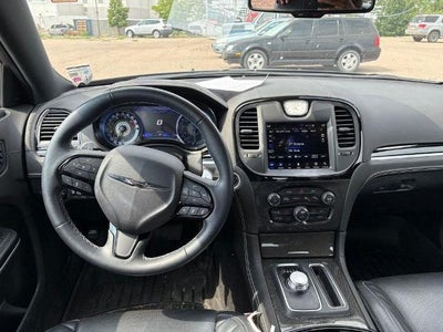 2023 Chrysler 300 300C