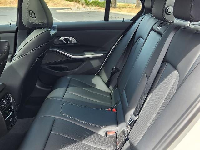 2025 BMW 330i xDrive Sedan