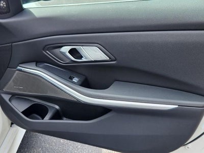 2025 BMW 330i xDrive Sedan