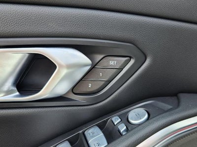 2025 BMW 330i xDrive Sedan