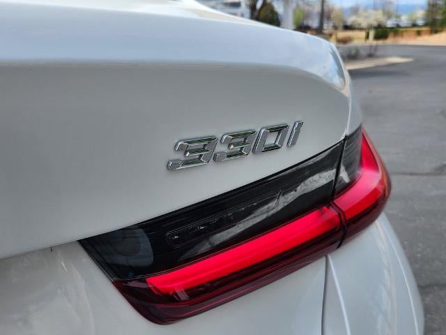 2025 BMW 330i xDrive Sedan