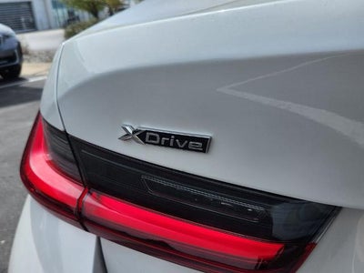 2025 BMW 330i xDrive Sedan