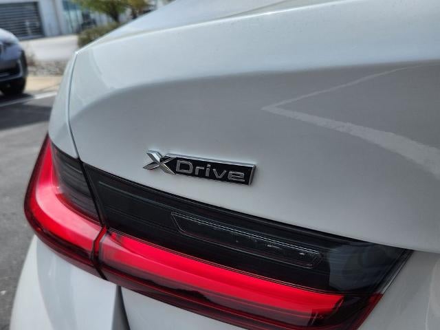 2025 BMW 330i xDrive Sedan