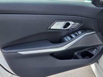 2025 BMW 330i xDrive Sedan