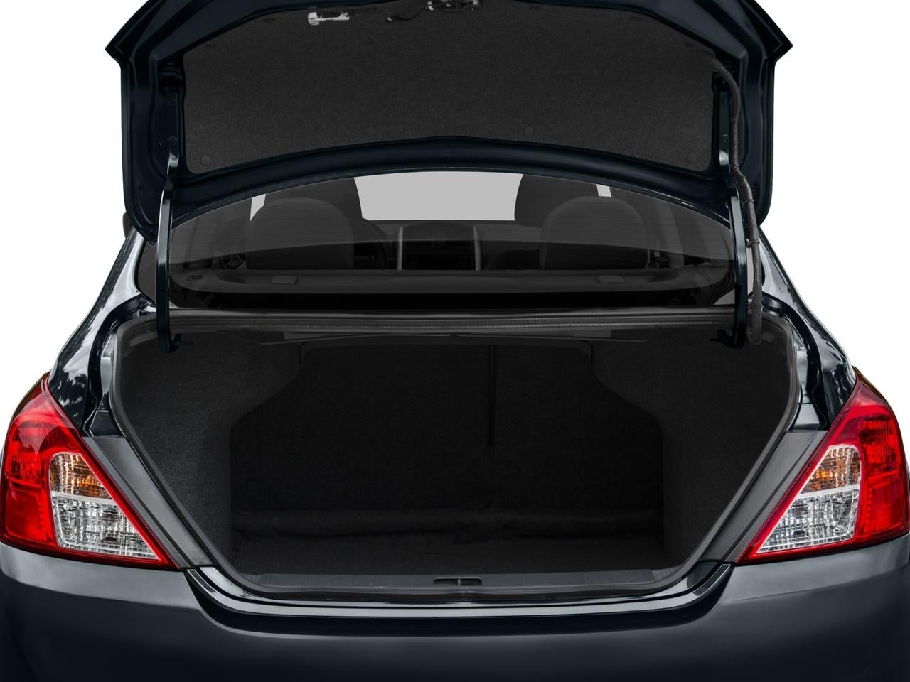 2017 Nissan Versa Sedan S Plus