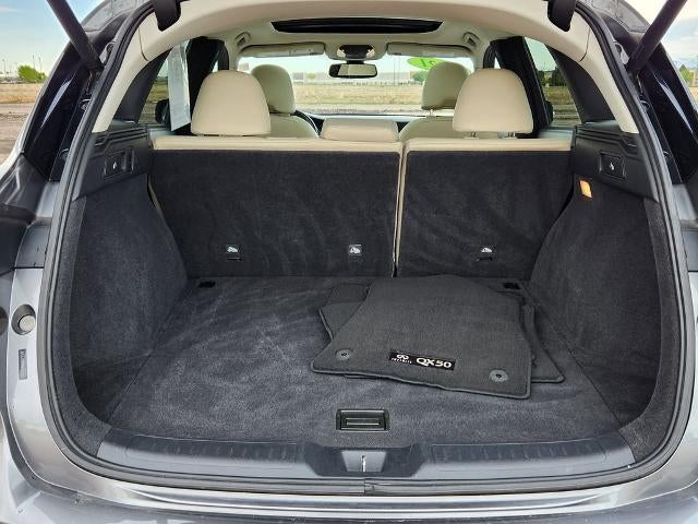 2021 INFINITI QX50 LUXE