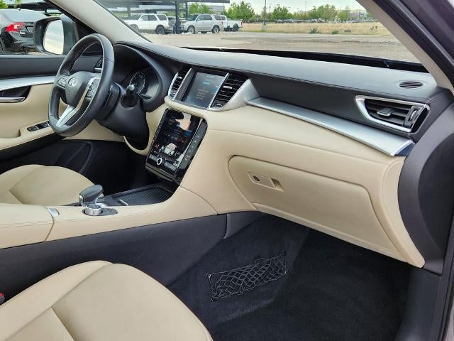 2021 INFINITI QX50 LUXE