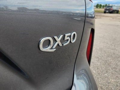 2021 INFINITI QX50 LUXE