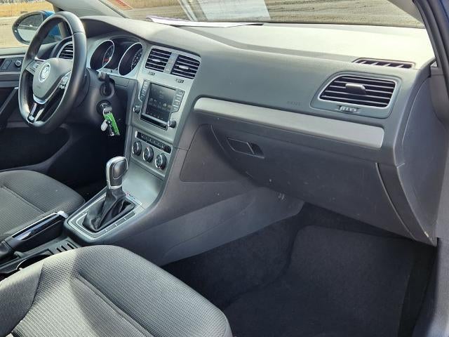 2017 Volkswagen Golf SportWagen S