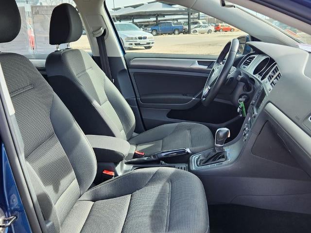 2017 Volkswagen Golf SportWagen S