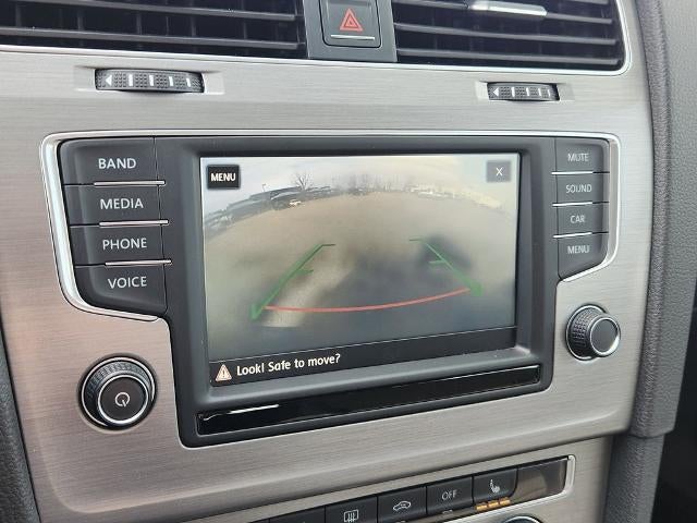 2017 Volkswagen Golf SportWagen S