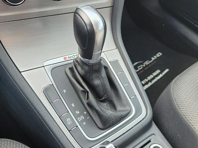 2017 Volkswagen Golf SportWagen S