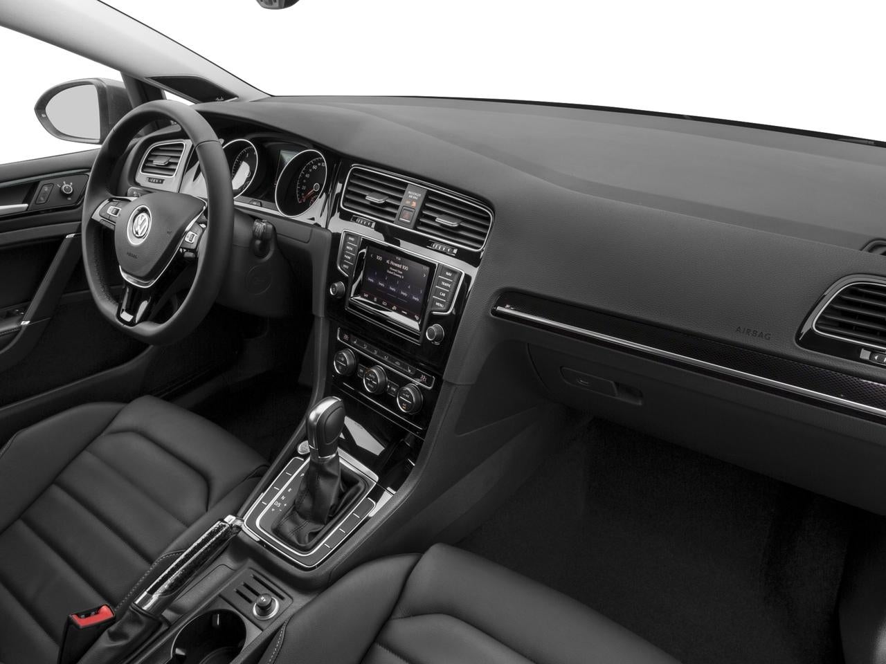 2017 Volkswagen Golf SportWagen S