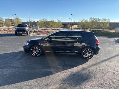 2017 Volkswagen Golf GTI SE