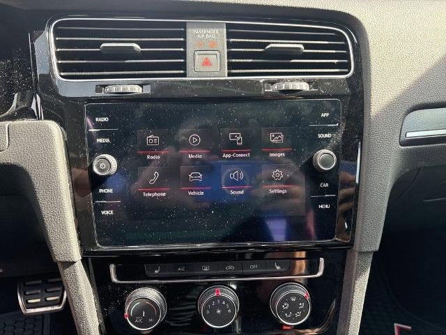 2019 Volkswagen Golf GTI S