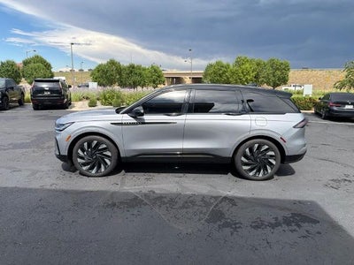 2024 Lincoln Nautilus Reserve