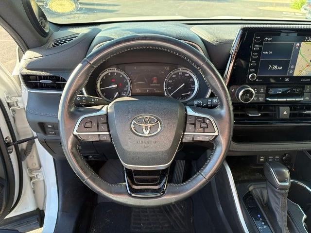 2022 Toyota Highlander XSE
