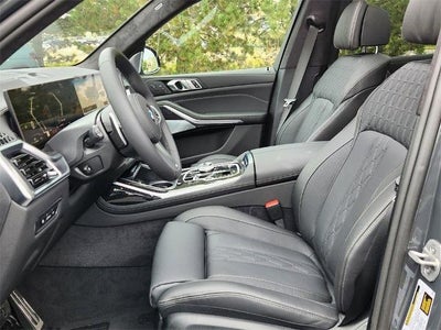 2026 BMW X7 xDrive40i Sports Activity Vehicle