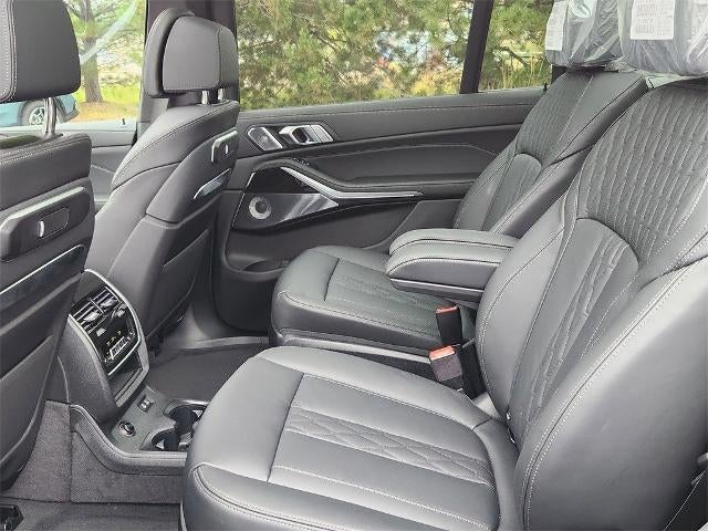 2026 BMW X7 xDrive40i Sports Activity Vehicle